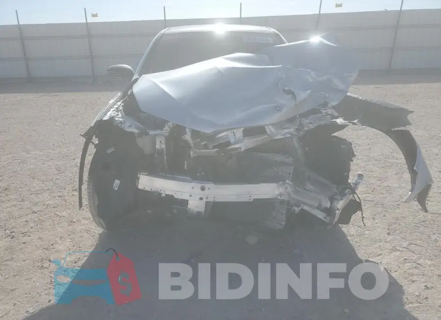 W1NKJ4HBXRF128526 Photo# 5