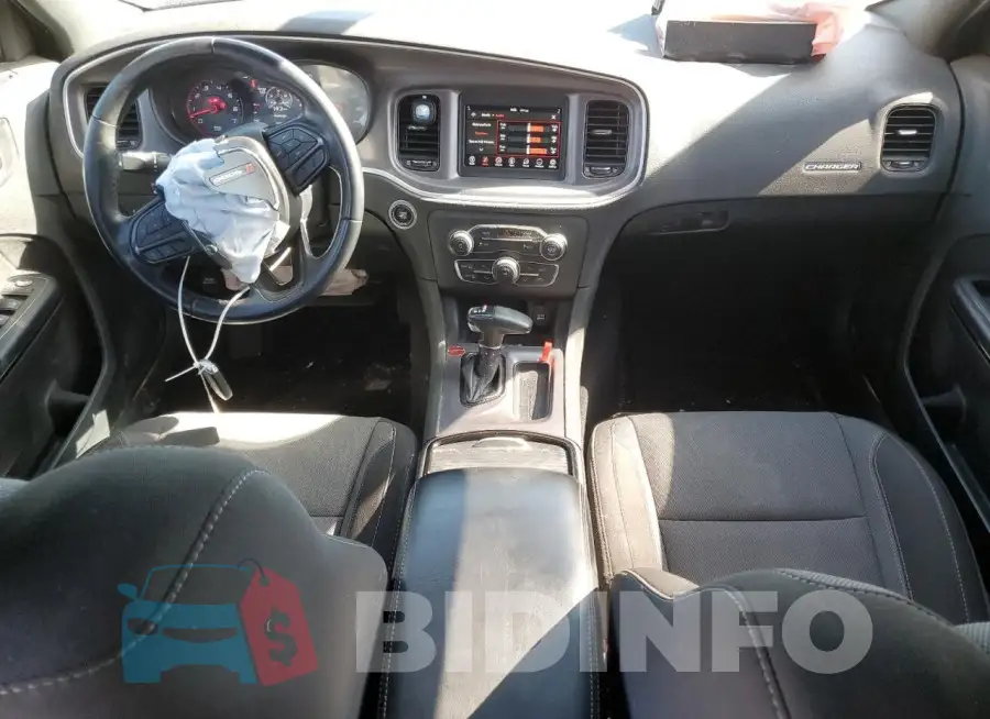 2C3CDXBG6NH120249 Photo# 8