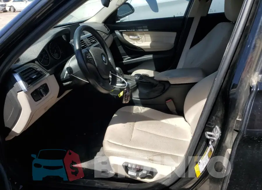 WBA8E1G52GNU11860 Photo# 7