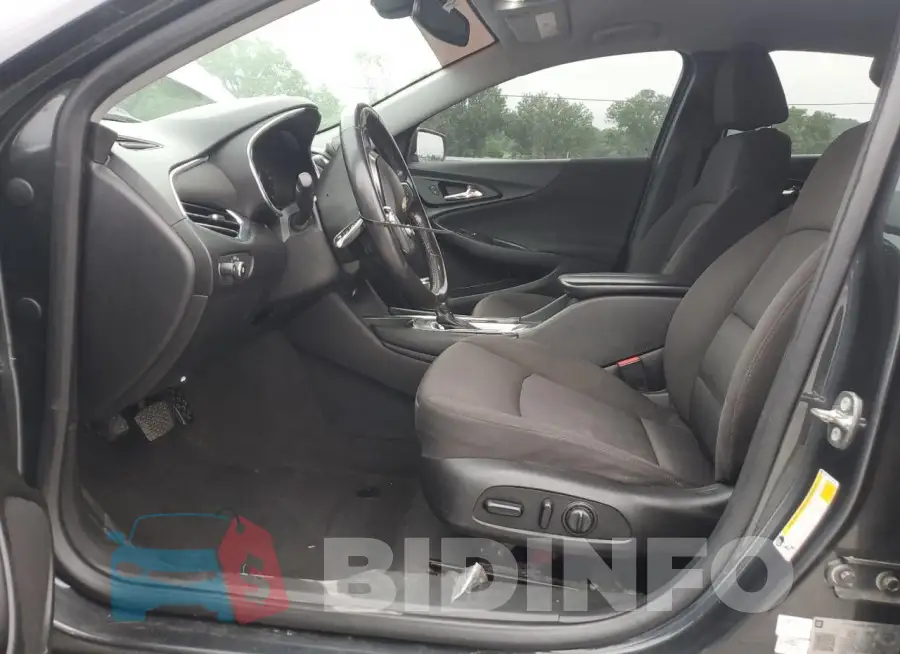 1G1ZD5ST9JF170638 Photo# 7