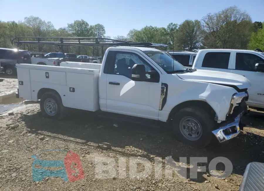 1FTBF2AA7REC15708 Photo# 4
