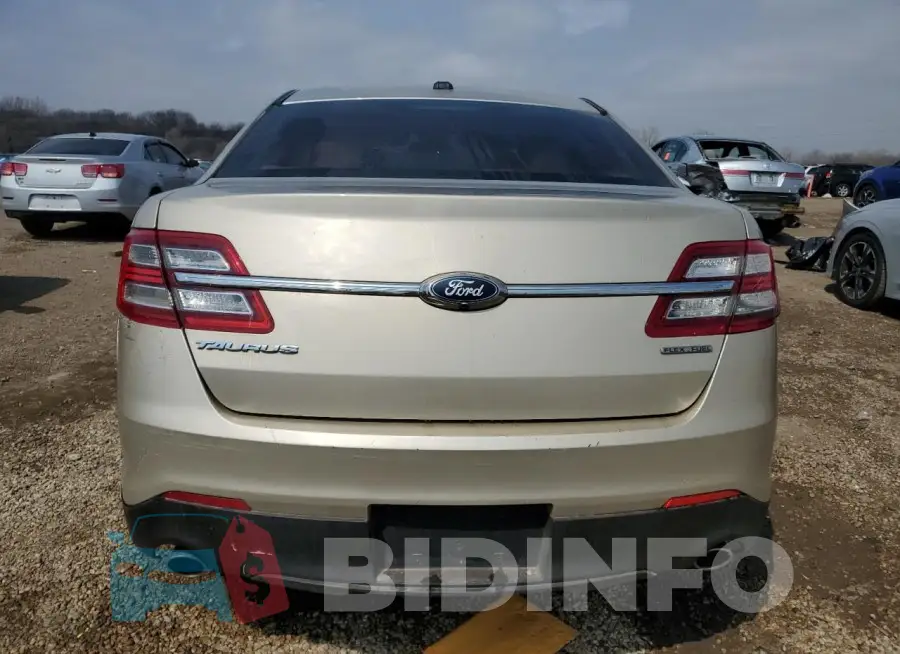 1FAHP2D82JG105311 Photo# 6