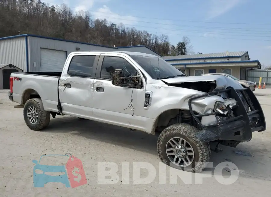 1FT7W2B62JEB73128 Photo# 4