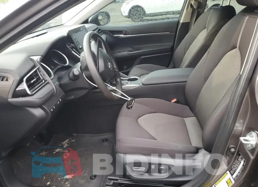 4T1C11AK7RU843517 Photo# 7