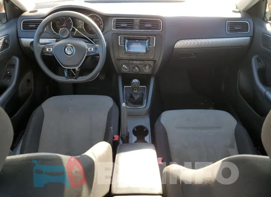 3VW167AJ8HM350680 Photo# 8