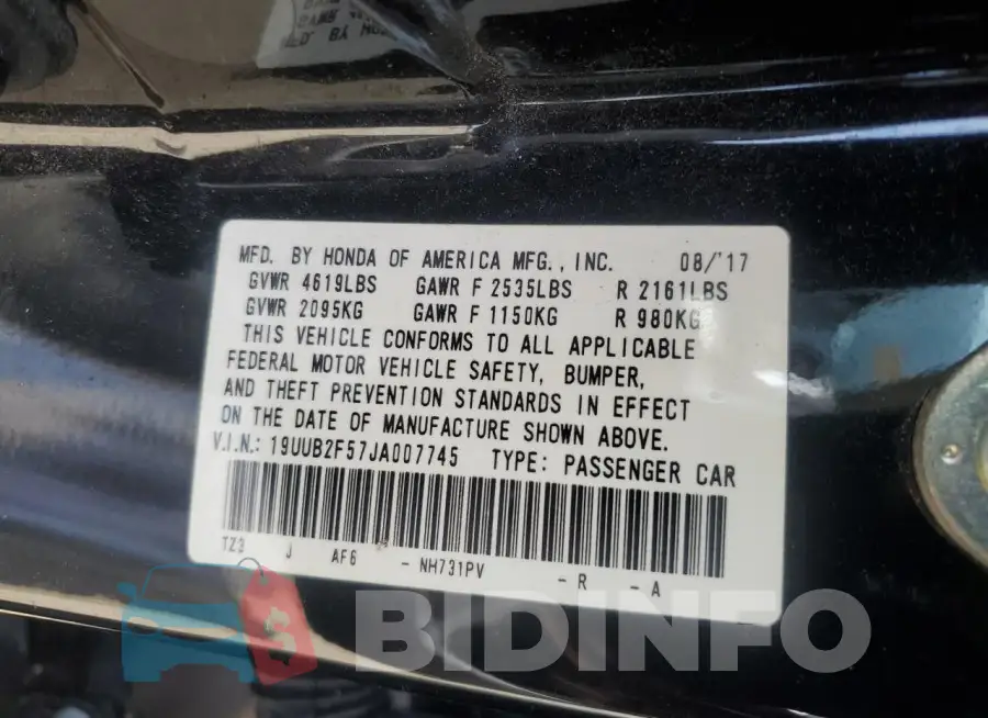 19UUB2F57JA007745 Photo# 12