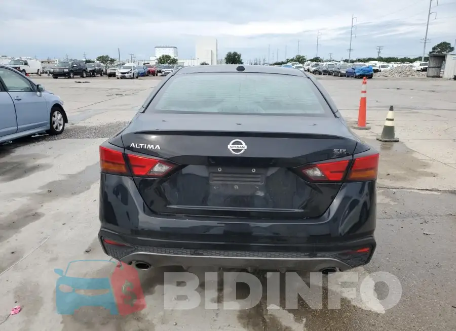1N4BL4CV3KC113009 Photo# 6