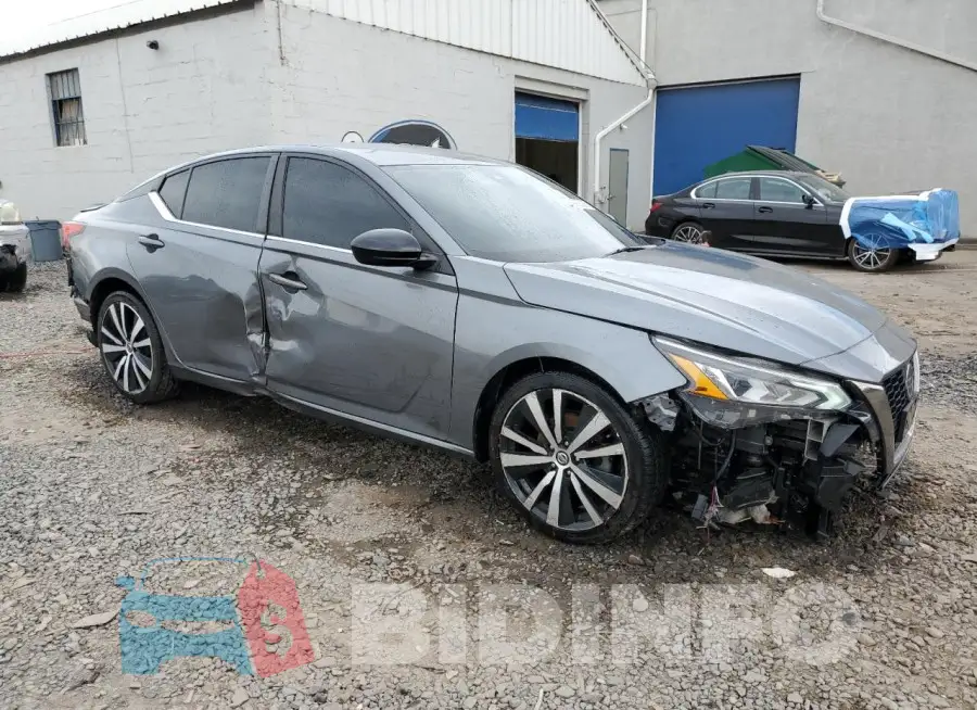 1N4BL4CV7LC218752 Photo# 4