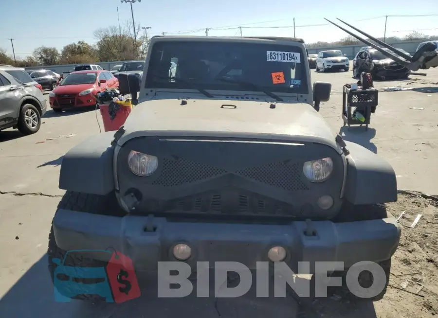 1C4BJWDG2JL805028 Photo# 5