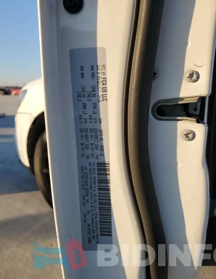3C4PDCBGXKT852540 Photo# 13