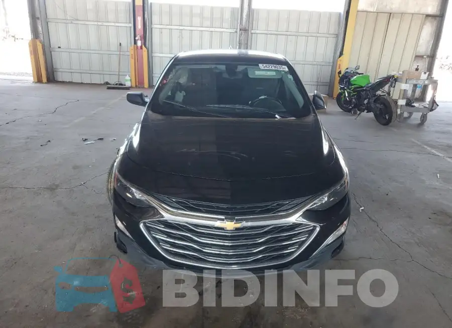 1G1ZB5ST3NF190489 Photo# 5