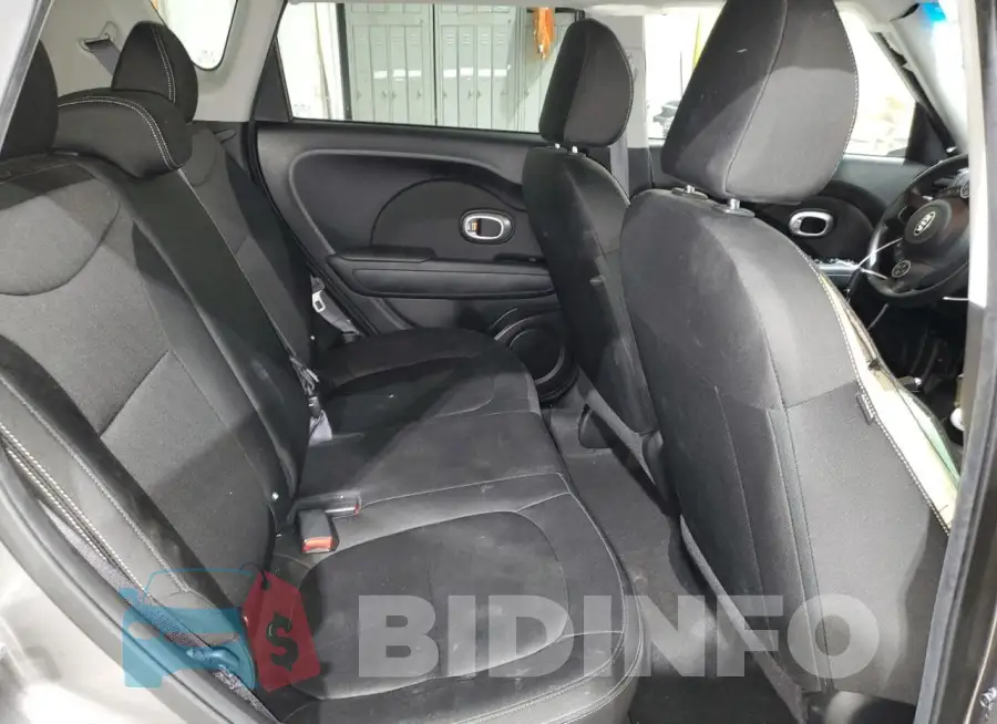 KNDJN2A20G7358217 Photo# 10
