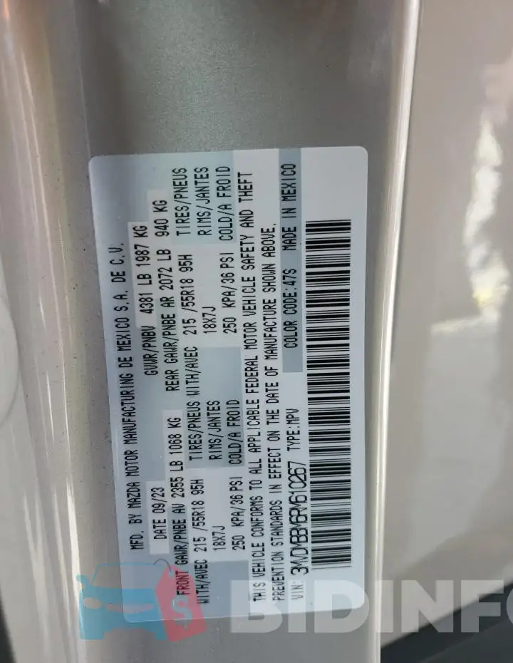 3MVDMBBM6RM610267 Photo# 13