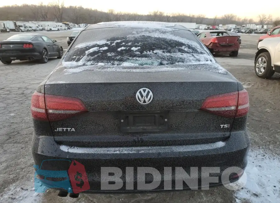 3VW2B7AJ0HM403324 Photo# 6