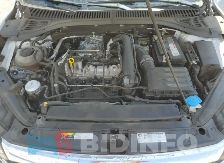 3VWC57BU8KM018640 Photo# 11