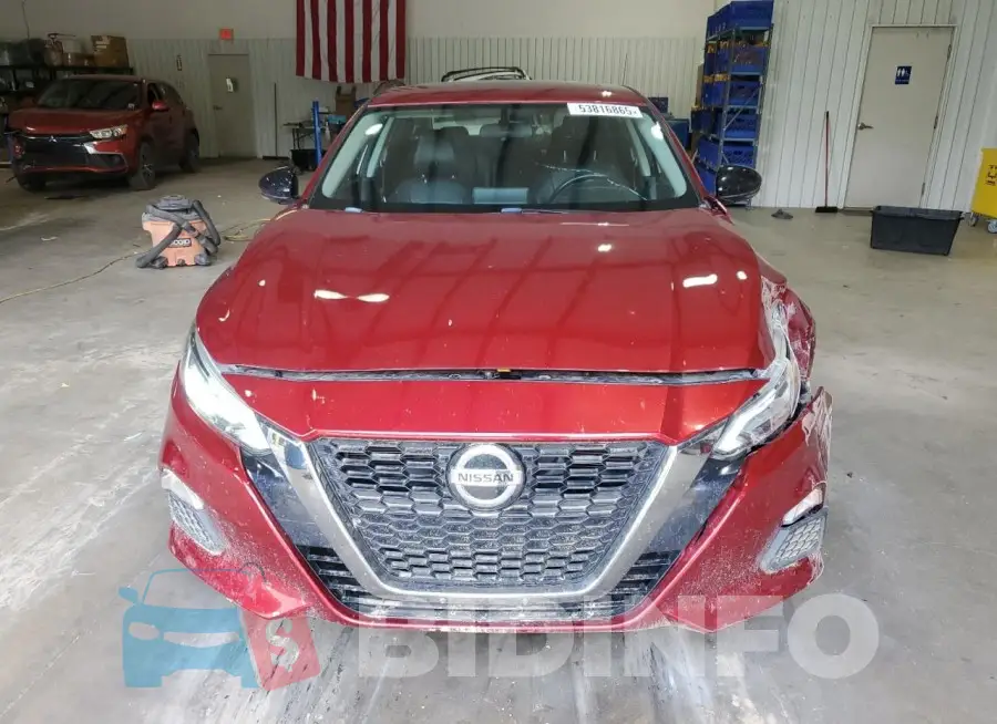 1N4BL4CV2KC120176 Photo# 5