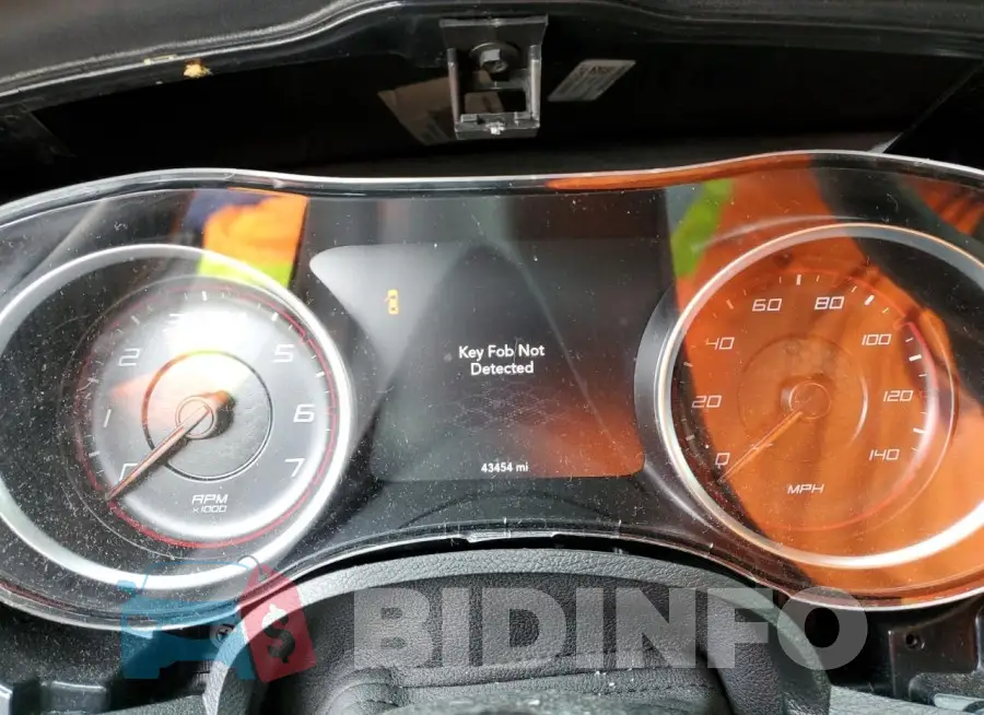 2C3CDXJG8KH500237 Photo# 9