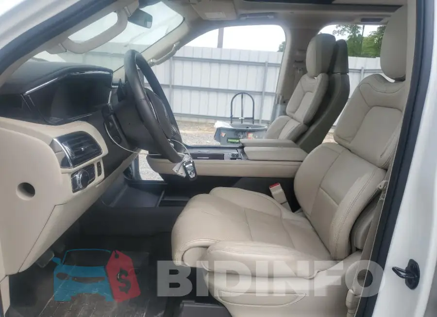 5LMJJ2LT1MEL20447 Photo# 7