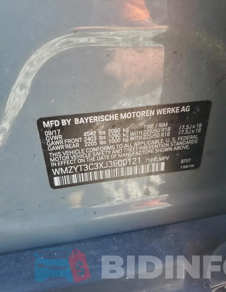 WMZYT3C3XJ3E00121 Photo# 12