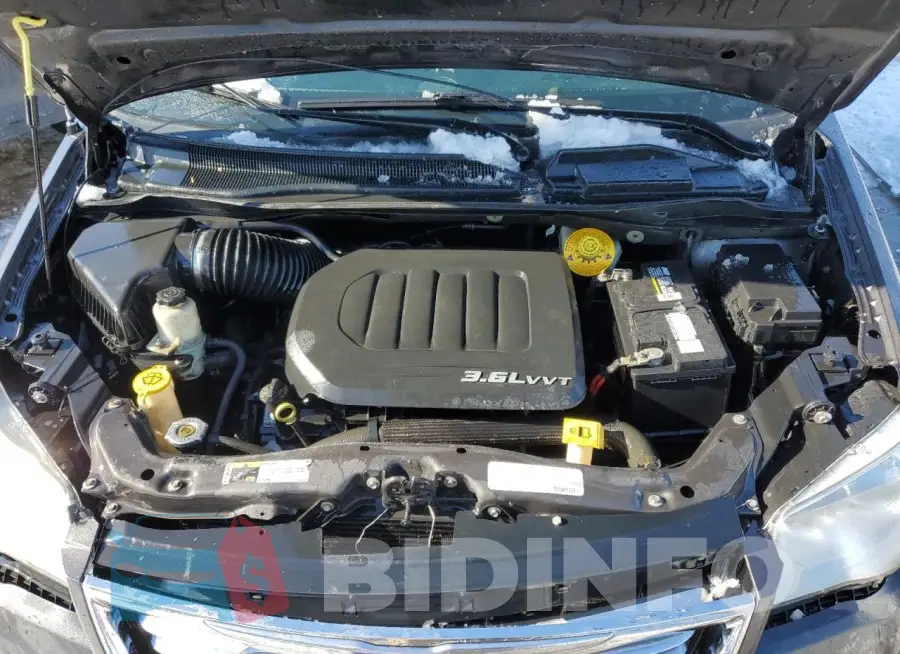 2C4RC1JG6GR175854 Photo# 12