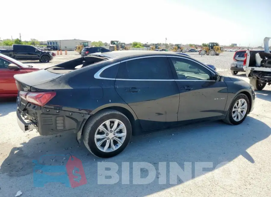 1G1ZD5ST8NF110825 Photo# 3