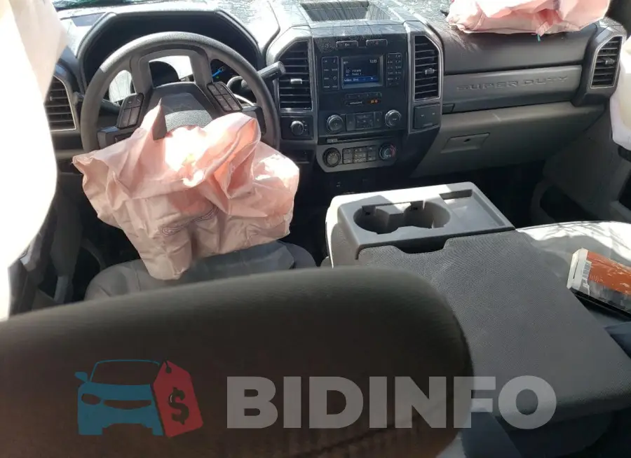 1FT7W2B65JEC60716 Photo# 8