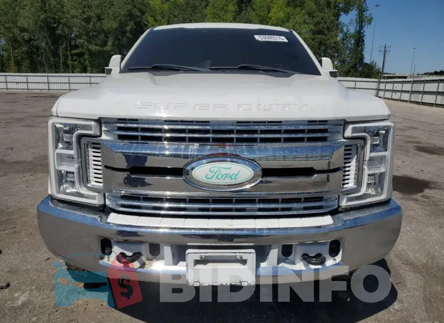 1FT7W2BT1HEF42626 Photo# 5