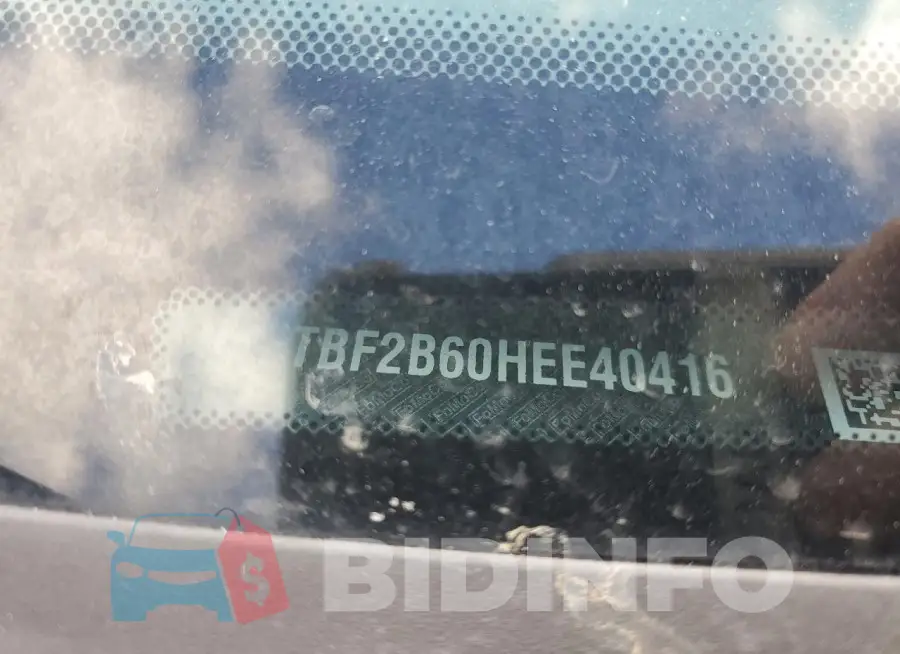 1FTBF2B60HEE40416 Photo# 12