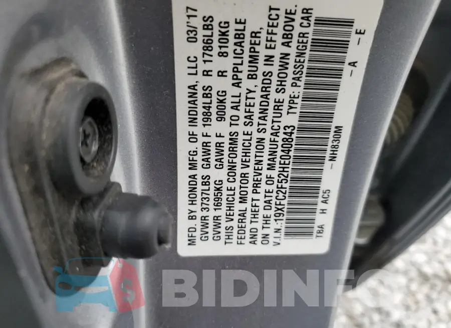 19XFC2F52HE040843 Photo# 13