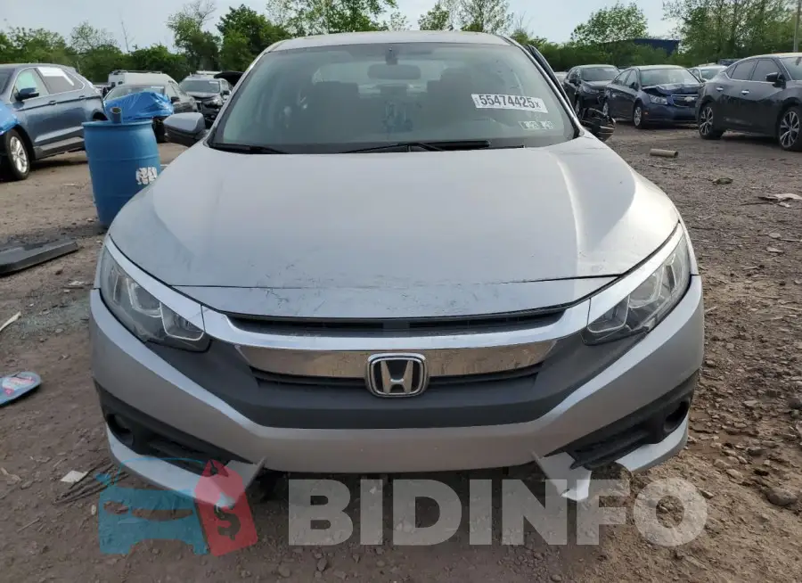 19XFC2F77GE238396 Photo# 5