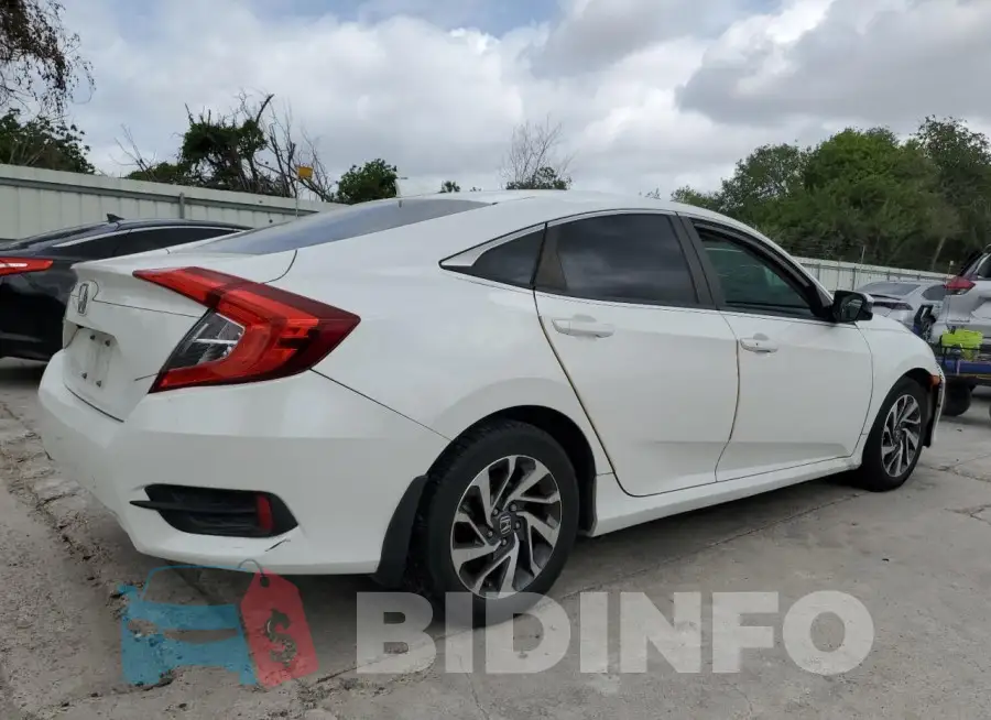 19XFC2F79HE025127 Photo# 3