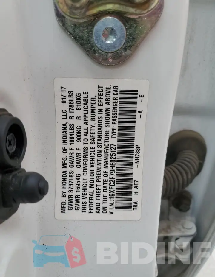 19XFC2F79HE025127 Photo# 12