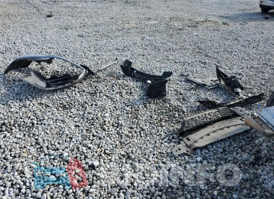1HGCR2F85HA041324 Photo# 12