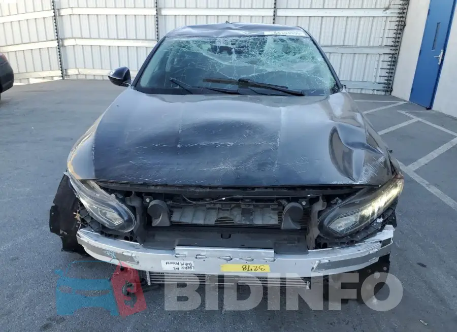 1HGCV1F16KA137639 Photo# 5