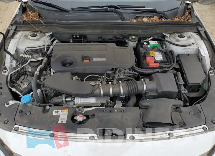 1HGCV2F35KA031819 Photo# 11
