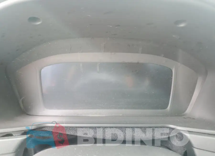 1HGCY1F26RA057137 Photo# 9