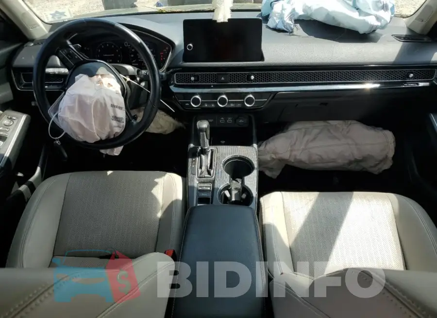2HGFE1F96NH315994 Photo# 8 2HGFE1F96NH315994 Photo# 8