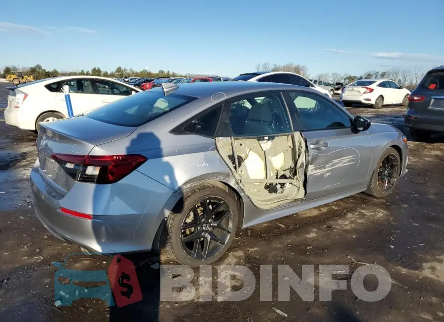 2HGFE2F58NH573193 Photo# 3 2HGFE2F58NH573193 Photo# 3