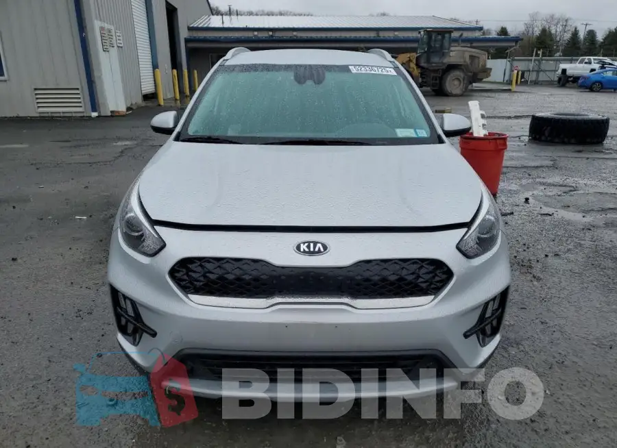 KNDCB3LC7M5471375 Photo# 5