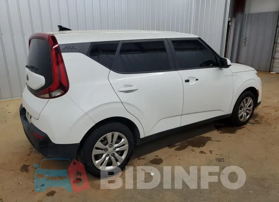 KNDJ23AU8L7119573 Photo# 3
