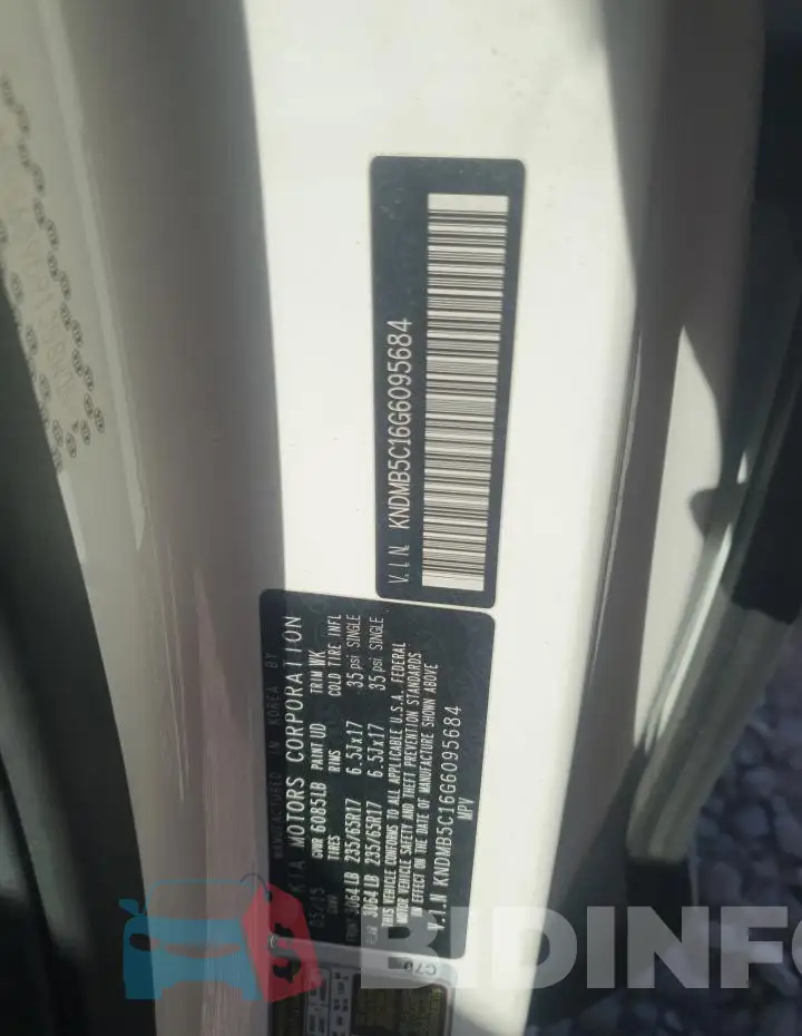 KNDMB5C16G6095684 Photo# 13