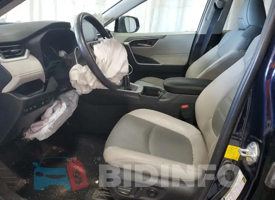 2T3A1RFV3MC142192 Photo# 7