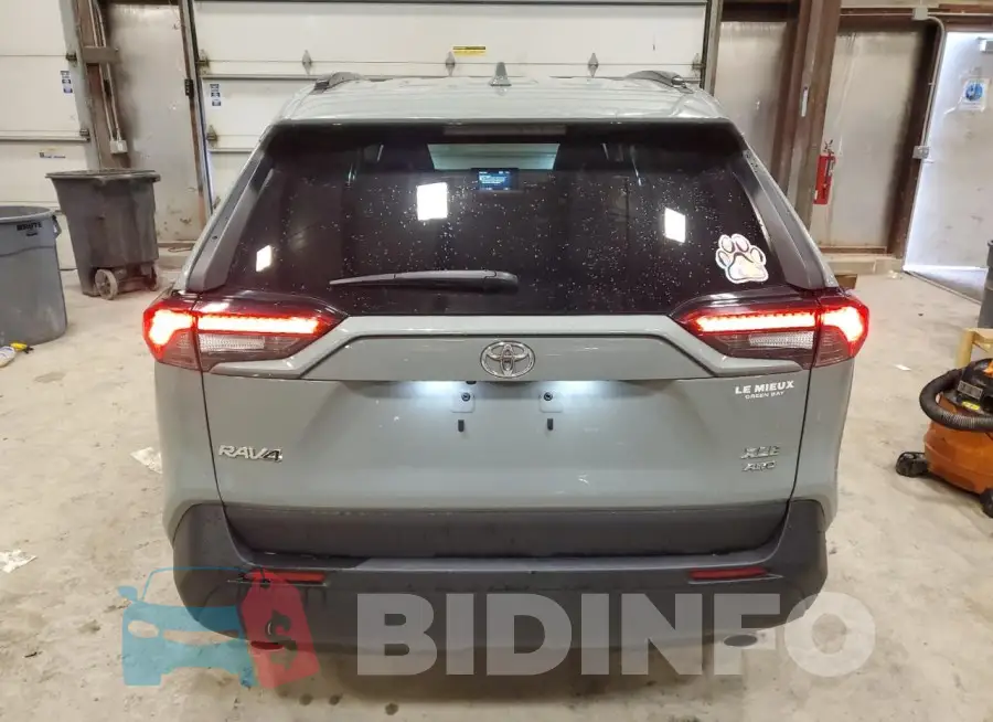 2T3A1RFV5MW150227 Photo# 6