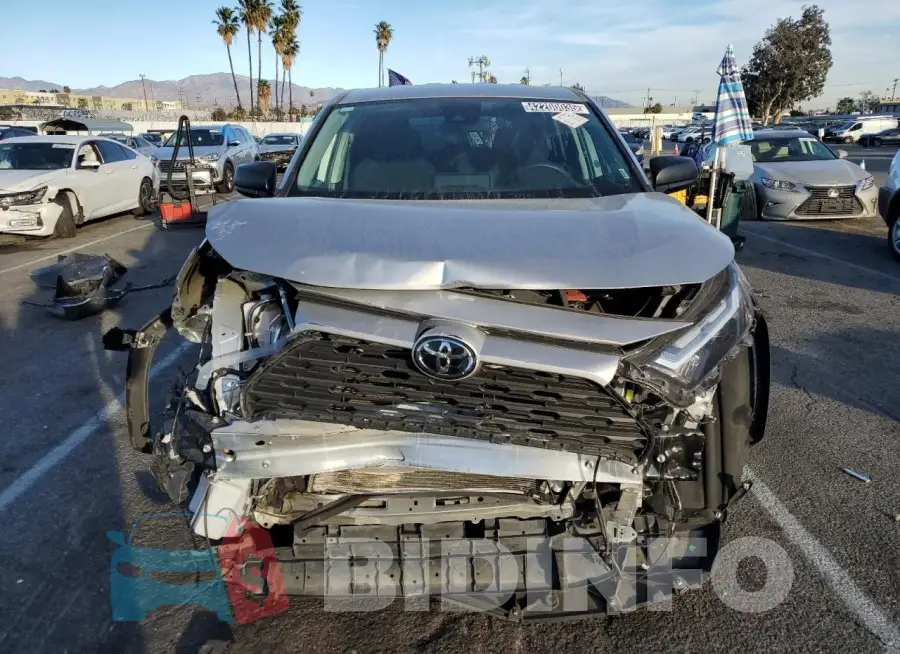 2T3F1RFV2RW458940 Photo# 5