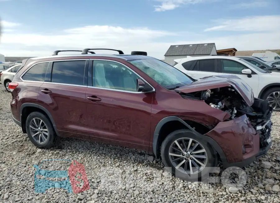 5TDJZRFH0JS496038 Photo# 4