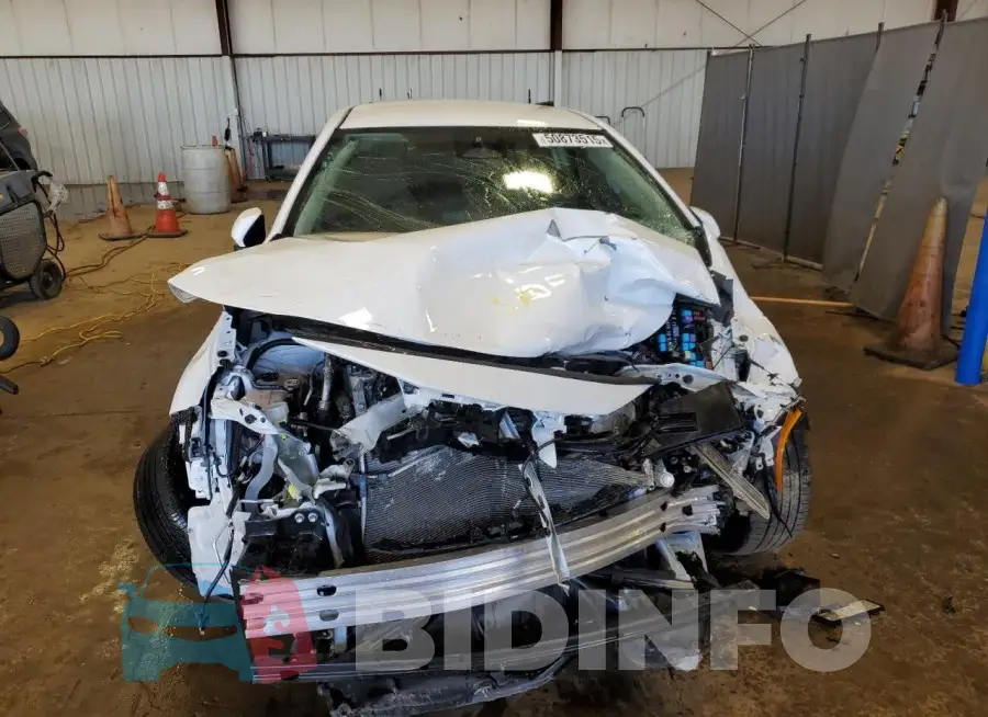 5YFB4MDE4RP151453 Photo# 5
