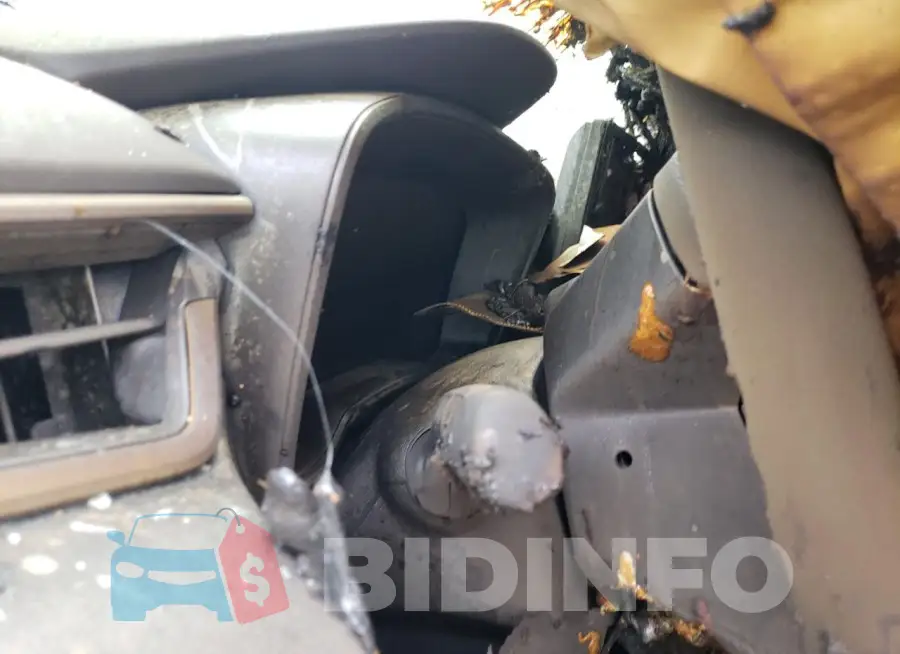 5YFB4MDE9RP182066 Photo# 9