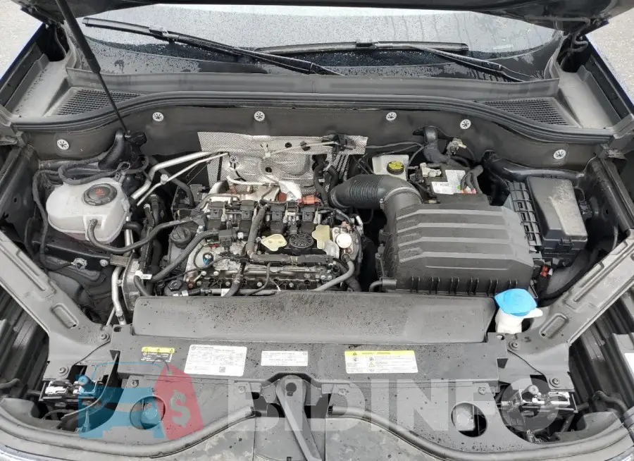 1V2HE2CA4RC218960 Photo# 12