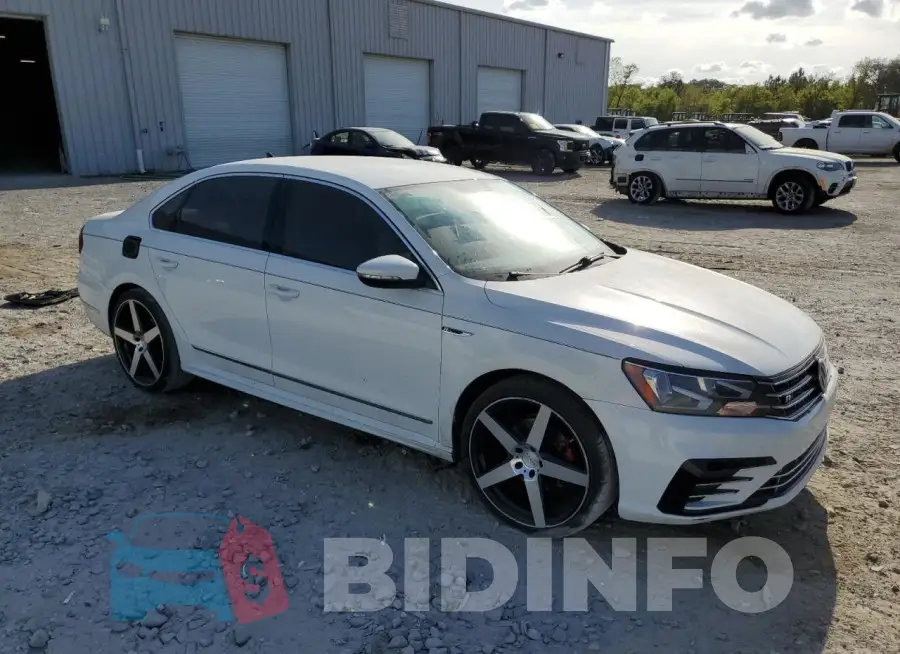 1VWDT7A38HC078785 Photo# 4