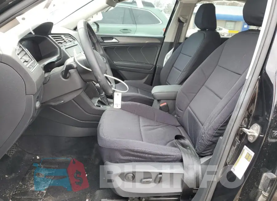 3VV2B7AX9NM102281 Photo# 7